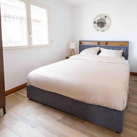 Apartamento Face à La Avec Balcon *