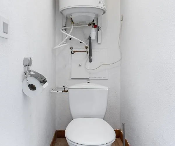 Face A La Avec Balcon * הולגאט